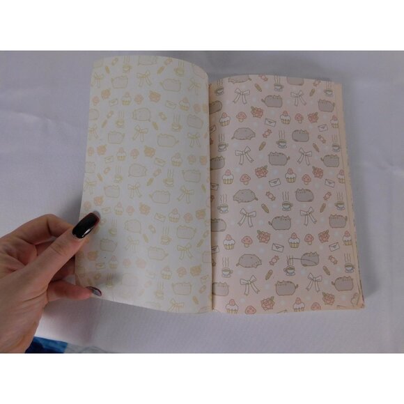 I Am Pusheen the Cat Claire Belton Humor Comic Book Softcover Cute Cartoon Kitty - Picture 4 of 5